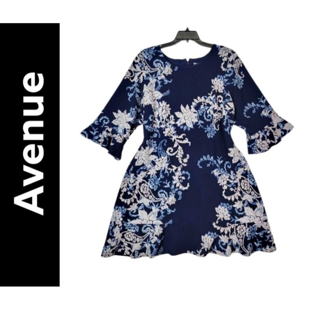 Avenue Dress Plus Size 22 Women Navy Blue Trapeze Belle Sleeve Floral  Dress